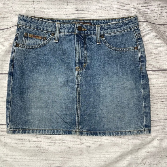 Vintage Y2K 2000s Era L.E.I. Juniors size 9 Short Jean Skirt - Picture 1 of 8